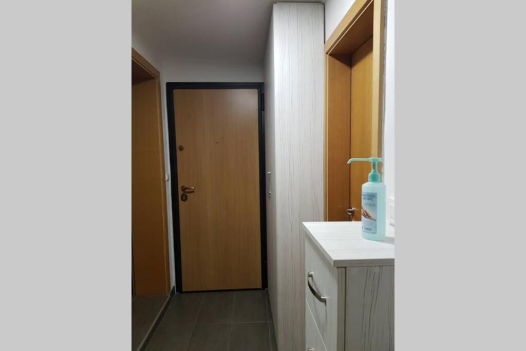 Apartman Sa Garazom I Internetom Сараево Екстериор снимка
