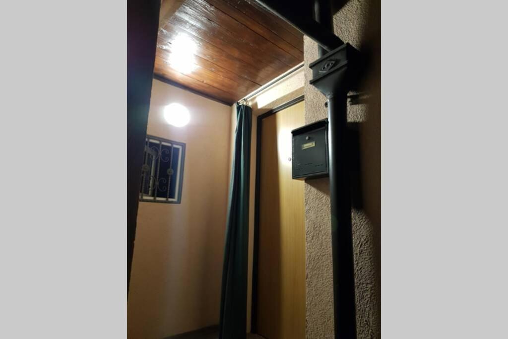 Apartman Sa Garazom I Internetom Сараево Екстериор снимка