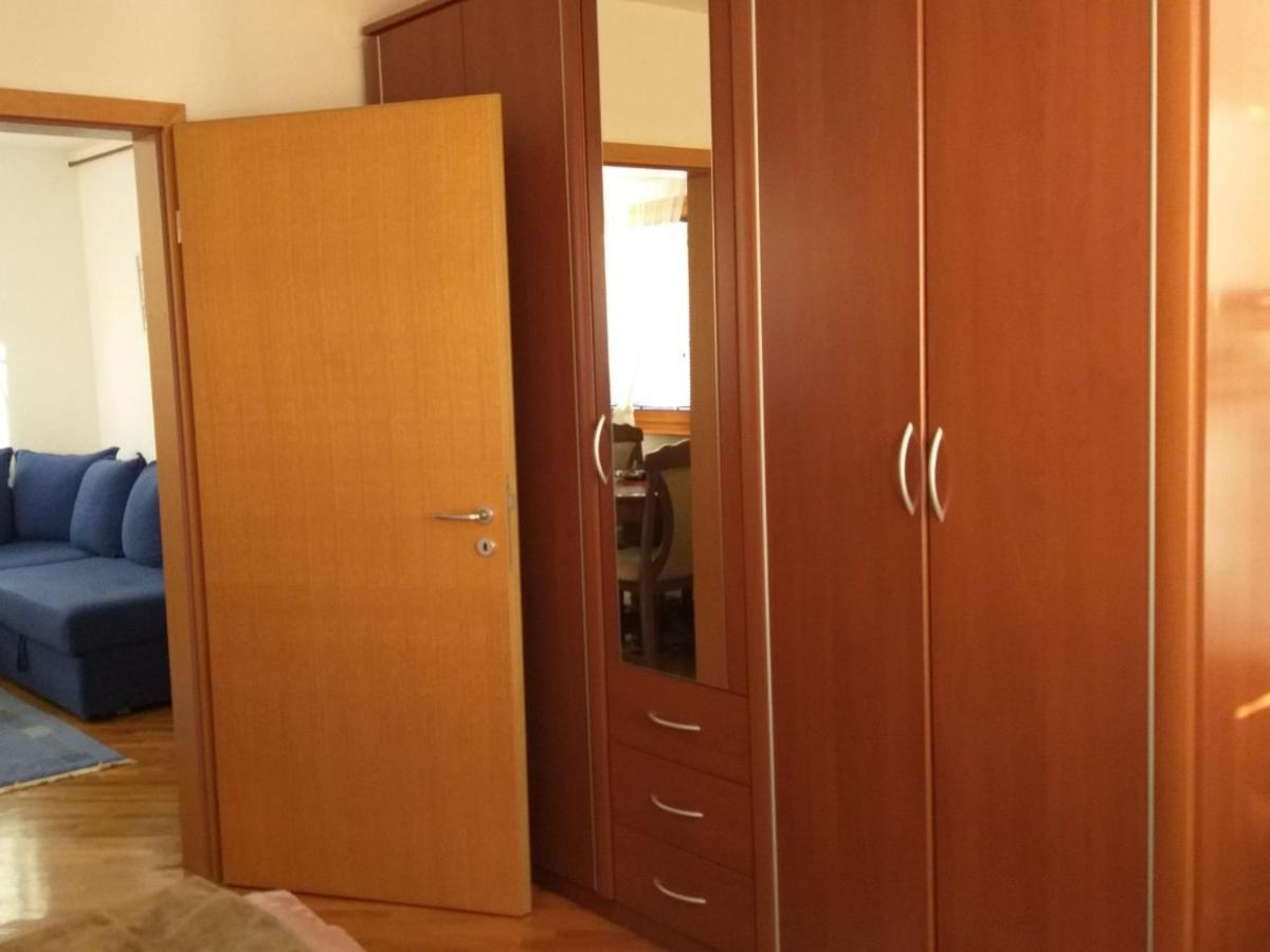 Apartman Sa Garazom I Internetom Сараево Екстериор снимка
